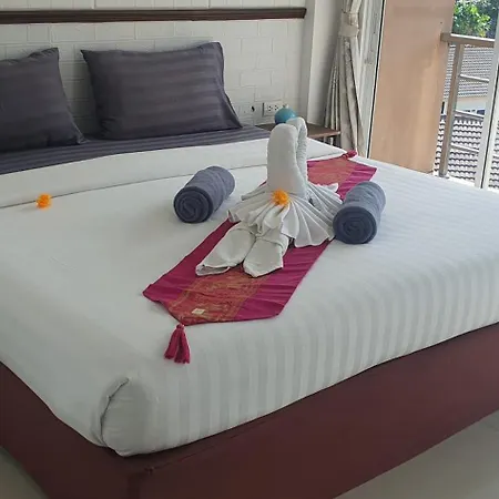 At Home Hotel Patong Bagian luar foto