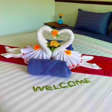 At Home Hotel Patong Bagian luar foto