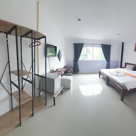 At Home Hotel Patong Bagian luar foto
