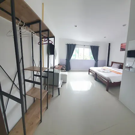 At Home Hotel Patong Bagian luar foto